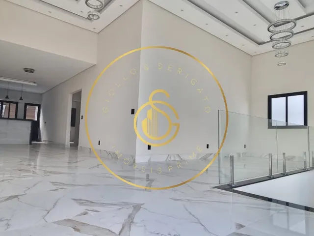 Imagem: A casa possui 3 Dormitórios, 1 Suíte, 2 Vagas na garagem,