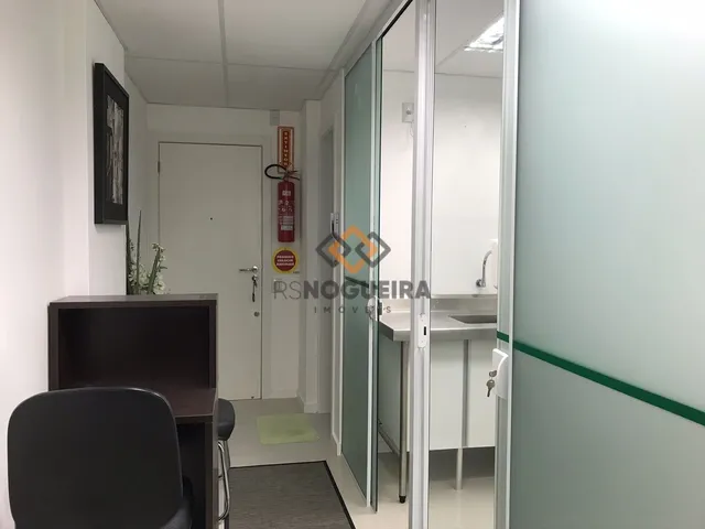 Imagem 6: Sala Comercial Semi Mobiliada para Venda no Estreito!