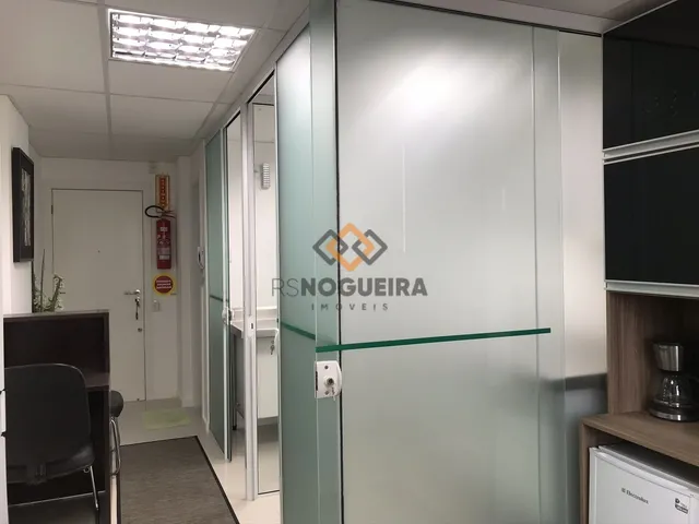 Imagem 15: Sala Comercial Semi Mobiliada para Venda no Estreito!
