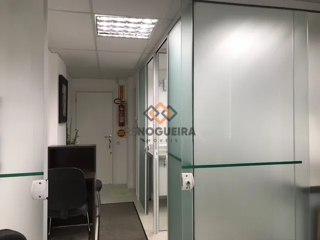 Imagem 7: Sala Comercial Semi Mobiliada para Venda no Estreito!
