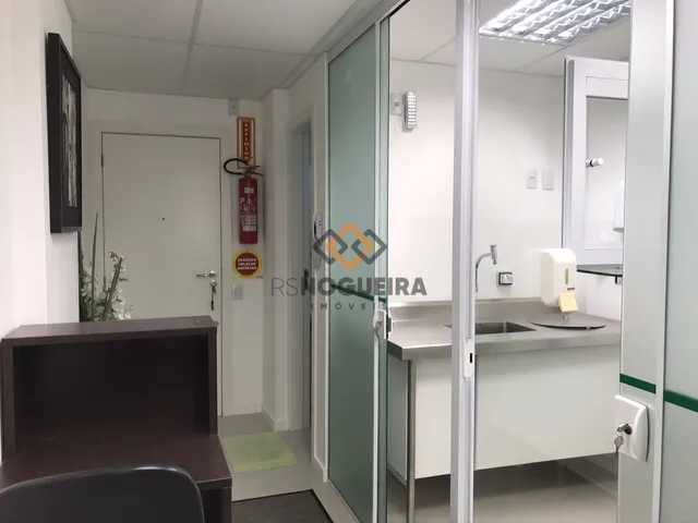 Imagem 10: Sala Comercial Semi Mobiliada para Venda no Estreito!