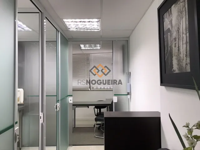 Imagem 2: Sala Comercial Semi Mobiliada para Venda no Estreito!
