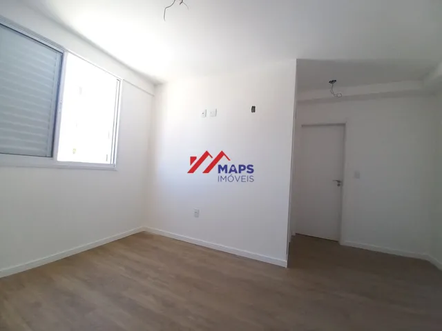 Imagem 3: Cobertura com três quartos, suíte e três vagas de garagem no bairro Cidade Nova - Belo
