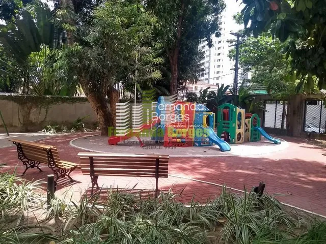 Imagem 8: Apartamento para Venda em Recife, Casa Forte, 4 Dormitórios, 2 Suítes, 4 Banheiros, 2