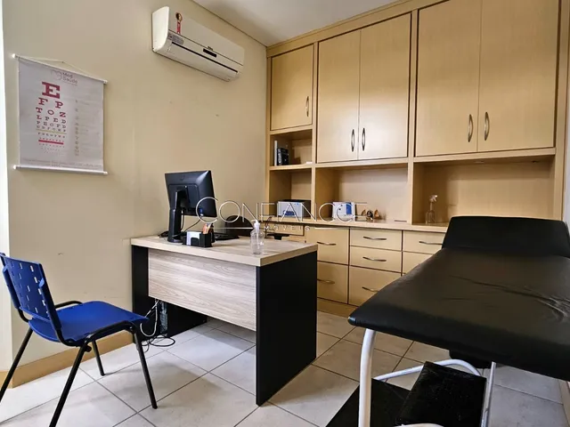 Imagem 2: Ampla Sala Comercial À Venda no Edifício Curitiba Park Business