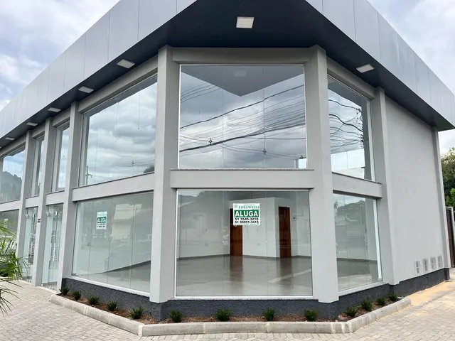 Imagem: Sala Comercial com 3 Dormitorio(S) Localizado(A)