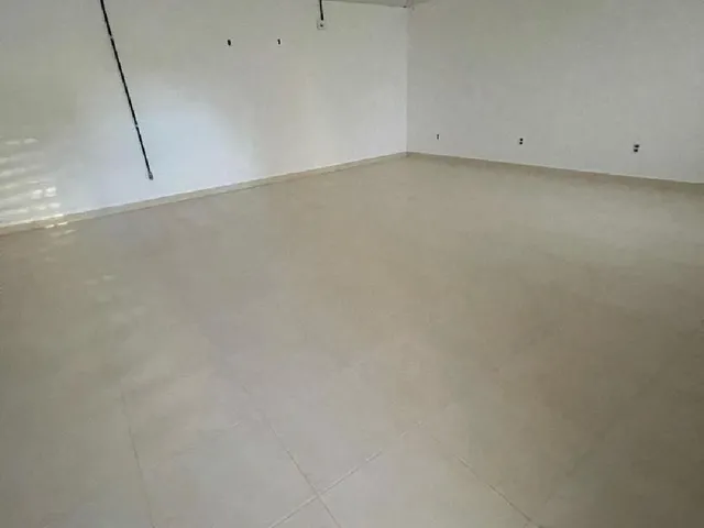 Imagem 11: Prédio Comercial na Avenida Maceió no Vieiralves