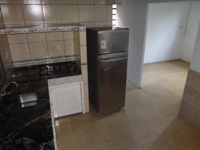 Imagem: Casa com 2 Dormitorio(S) Localizado(A) no