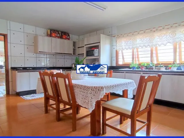 Imagem 10: Casa com 120 Metros Quadrados, Sacada, Terraço, 3 Quartos Sendo 1 Suíte, 3 Banheiros, 3
