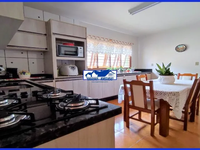 Imagem 14: Casa com 120 Metros Quadrados, Sacada, Terraço, 3 Quartos Sendo 1 Suíte, 3 Banheiros, 3