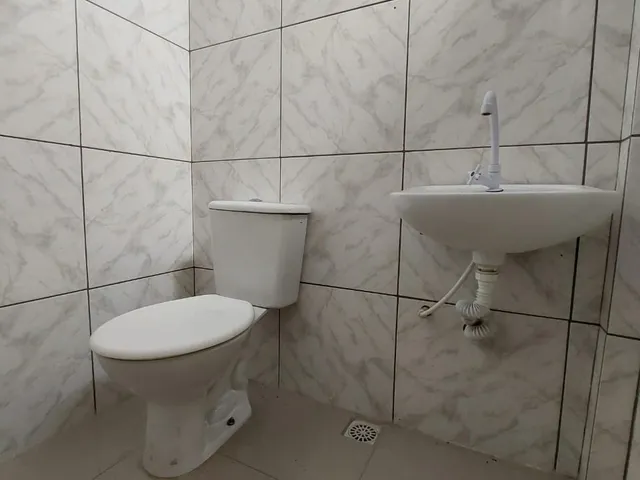 Imagem 5: Alugo R$ 800, Sala no Parque Dez, Tipo Comercial, Super Bem Localizada. * 1° Piso * Banhe