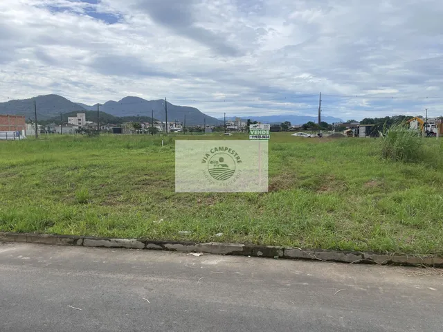 Imagem: Terreno no Loteamento Pensky, a 300 Metros