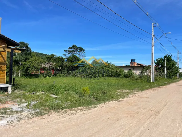 Imagem: Terreno À Venda no Bairro Ressacada - Garopaba/Sc