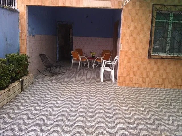 Imagem 1: Casa com 4 dormitórios 180 m² por RS 5.000,00-mês - Praça 14 de Janeiro - Manaus-AM