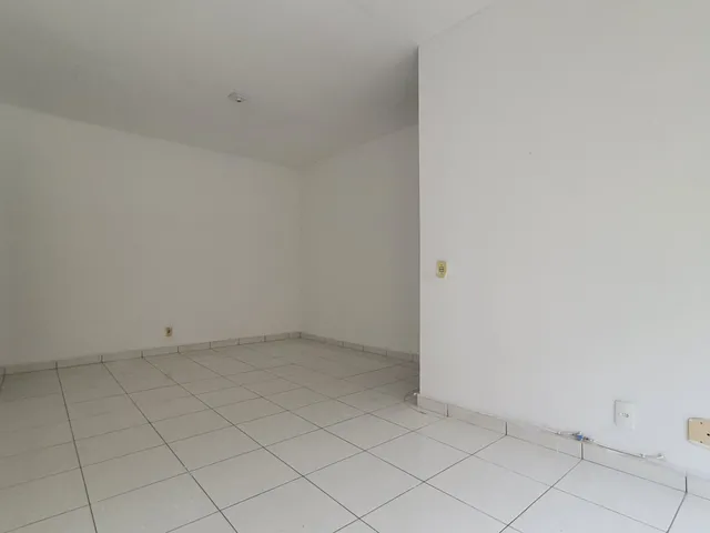 Imagem 10: Apartamento em Rua Residencial, Proximo a Acesso da Linha Amarela, Comercio, Transporte, E