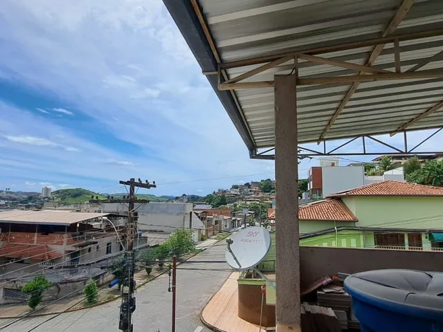 Imagem 3: Casa Ampla de Esquina