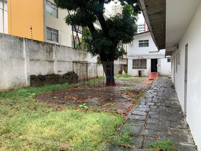 Imagem 1: Casa na Rua Ernesto de Paula Santos, 340 ( Antiga Minds, Escola de Inglês