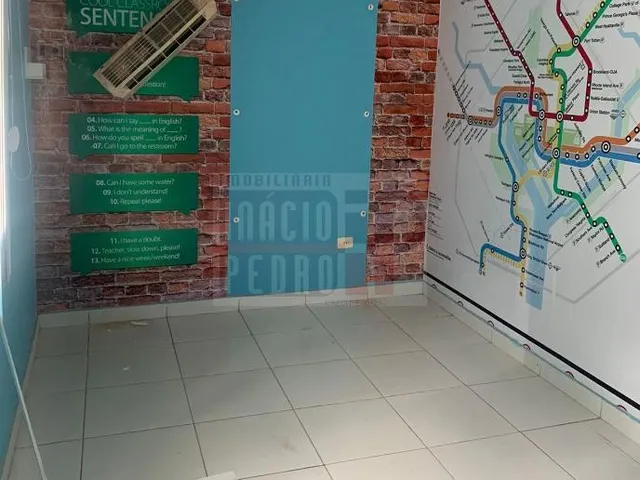Imagem 15: Casa na Rua Ernesto de Paula Santos, 340 ( Antiga Minds, Escola de Inglês