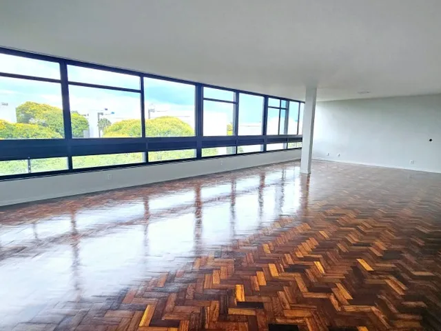 Imagem 13: Sqs 111 Bloco a - Locação Apartamento 04 Quartos, Uma Suíte com Closet, 02 Vagas