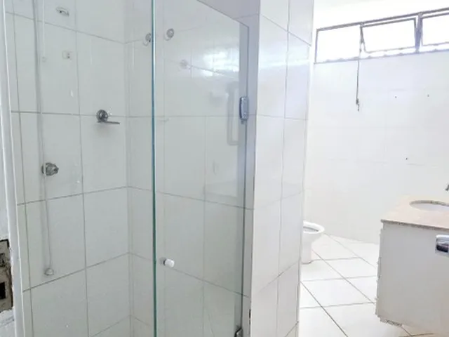 Imagem 16: Sqs 111 Bloco a - Locação Apartamento 04 Quartos, Uma Suíte com Closet, 02 Vagas