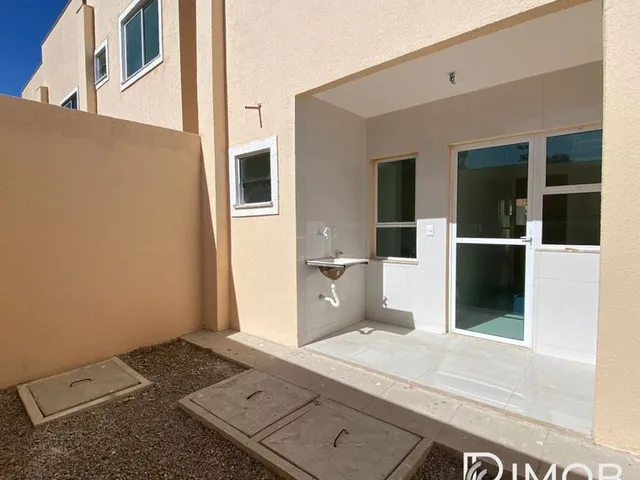 Imagem 2: Casa Duplex em Condomínio na Maraponga