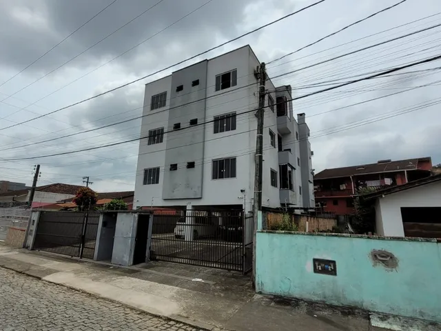 Imagem 10: Apartamento de 2 Quartos com Sacada e Churrasqueira em Guanabara, Joinville