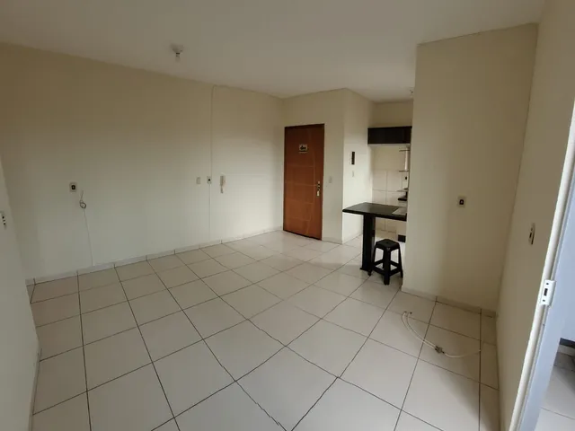 Imagem 12: Apartamento de 2 Quartos com Sacada e Churrasqueira em Guanabara, Joinville