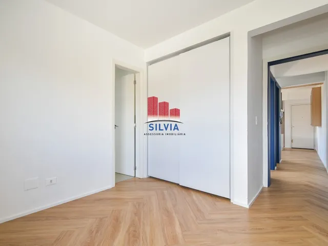 Imagem 16: Apartamento de 2 Quartos Sendo 1 Suíte e Garagem Coberta, no Portão