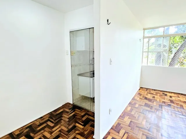 Imagem 6: Sqs 103 Bloco F - Locação Apartamento 01 Quarto (Sendo Suíte) com Armário e Ar