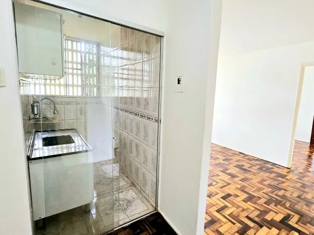 Imagem 8: Sqs 103 Bloco F - Locação Apartamento 01 Quarto (Sendo Suíte) com Armário e Ar