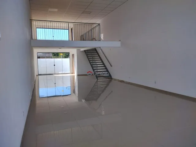 Imagem 5: Loja Térrea com Mezanino no Centro