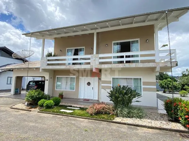 Imagem: Casa com Suíte Mais 2 Quartos no Bairro