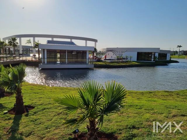 Imagem: Terreno À Venda no Ritz Cataratas Frente
