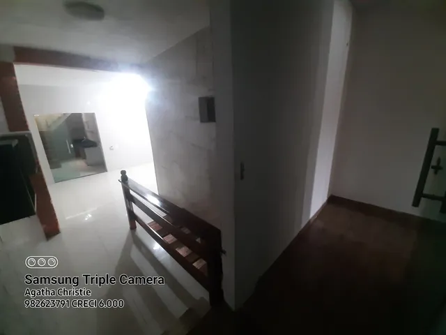 Imagem 8: Aluguel Casa Japiim de 3 Quartos Triplex 3 Quartos, Sendo 2 Suítes Banheiro Social Sala C