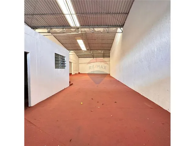 Imagem: Galpão de 1200 Metros Quadrados, Estrutura
