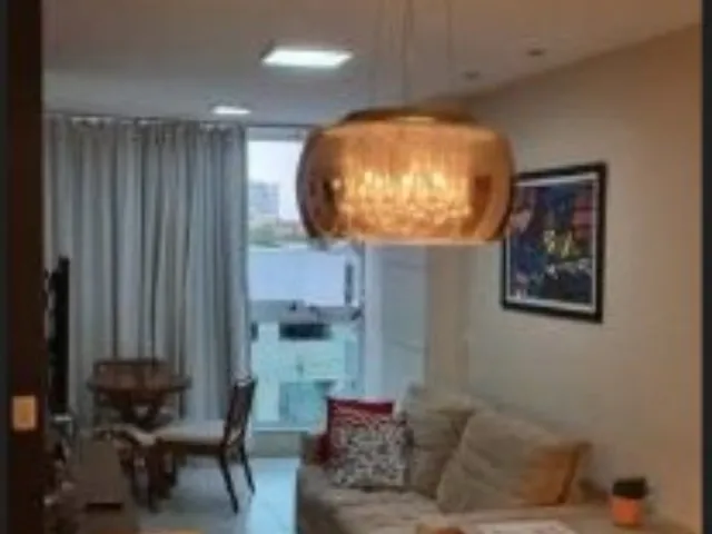 Imagem: O apartamento possui 2 Dormitórios, 1 Suíte, 2 Banheiros,