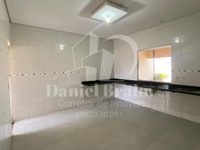 Imagem 3: Casa de 3 Dormitorios Sendo 1 Suite na Morada da Lua