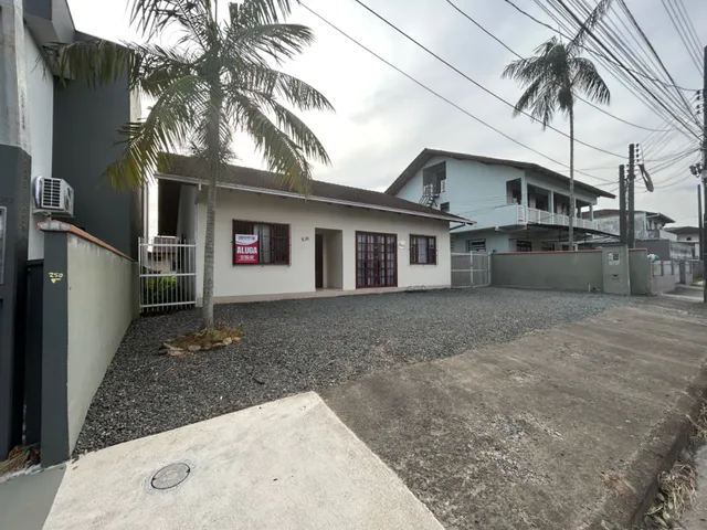 Imagem: Casa Comercial e Residencial!!!