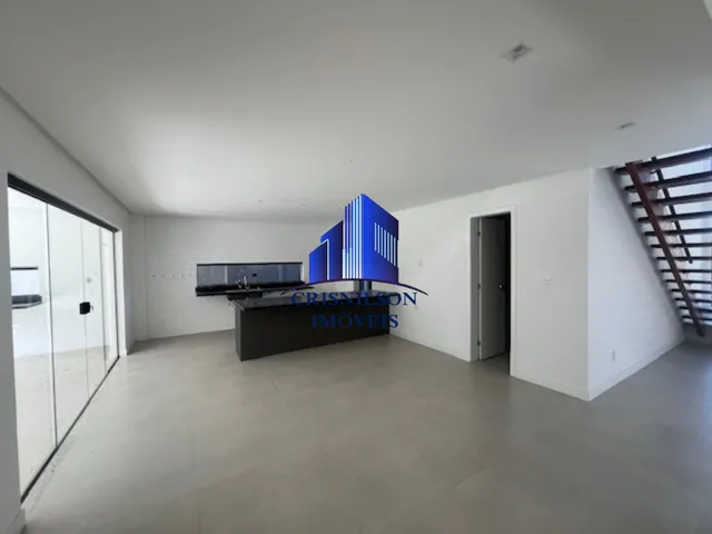 Imagem 3: CASA À VENDA ALPHAVILLE LITORAL NORTE I R$ 1.900.000,00, NOVA, 4 SUÍTES, PISCINA