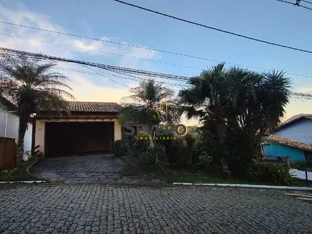Imagem: A casa possui 3 Dormitórios, 1 Suíte, 5 Banheiros, 4
