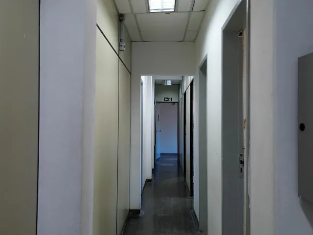 Imagem 7: Galpão Comercial no Carianos - Frente Base Área