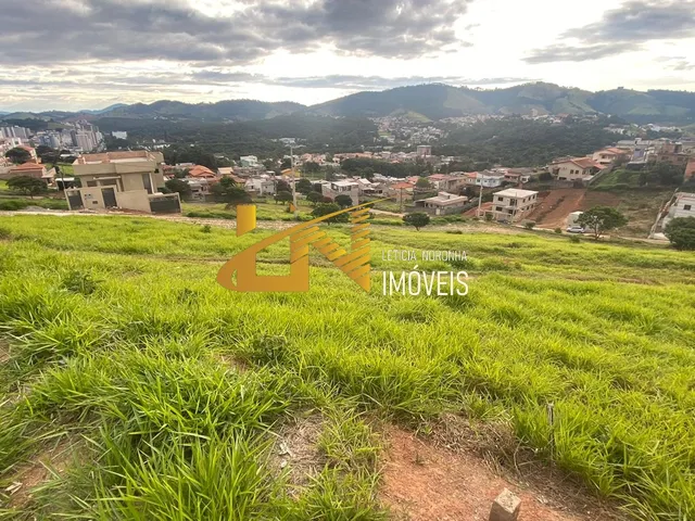 Imagem: Terreno Á Venda em São Lourenço - Mg