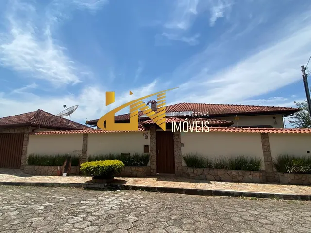 Imagem: Casa de Alto Padrão Á Venda no Bairro
