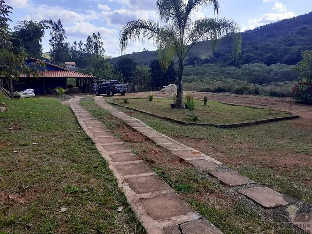 Imagem 1: Sitio À Venda, Casa Rústica Estilo Sobrado, Terreno de 8.000M2 C/ Registro, Poço De