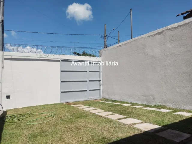 Imagem 8: Casa à venda no bairro Luizote de Freitas com 2 quartos sendo 1 suíte, sala conjugada