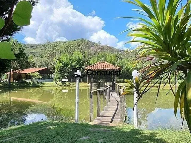 Imagem 2: Vendo - Belíssimo Sítio Alto Padrão em Rio Acima !! muita agua !! conforto e bela