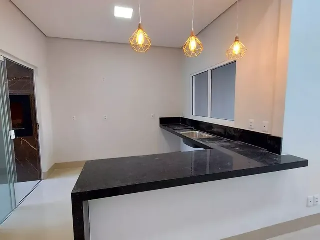 Imagem 3: Casa para venda, 3 quartos sendo uma suíte, Jardim Shangri-la, Cuiabá