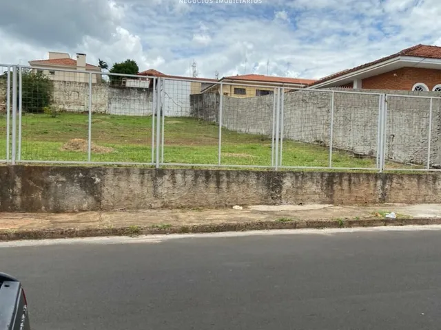Imagem: O terreno possui 840m² de Área e está localizado em