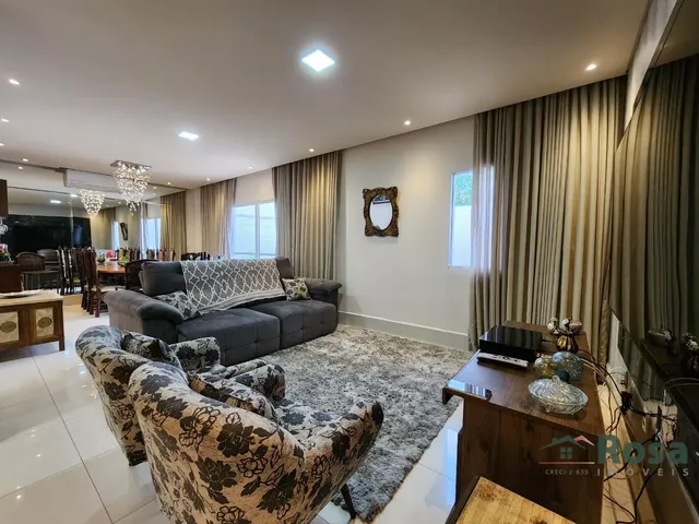 Imagem 1: Casa térrea com quintal e 132 m² em condomínio fechado região dos Florais