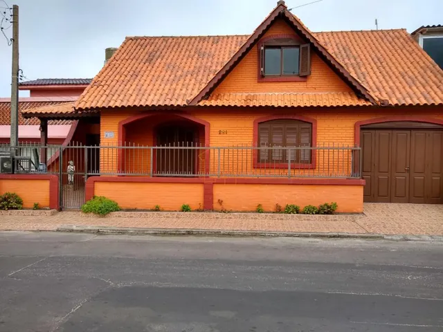 Imagem: CASA A 50M DO MAR